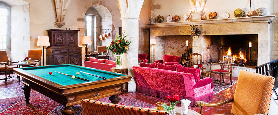 Chateau de Gilly ★★★★★ - A Château surrounded by Burgundy’s most prestigious vineyards. - Burgundy, France