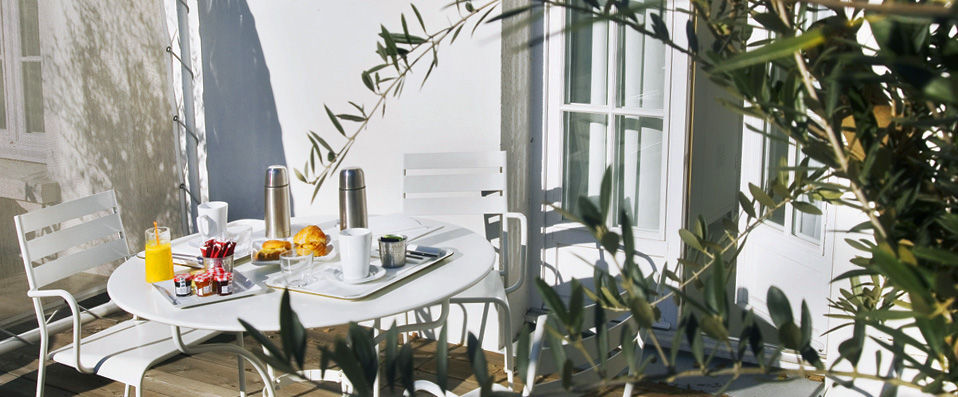 Collège Hôtel ★★★★ - Last Minute - A pleasant nostalgic trip in Lyon’s UNESCO-listed Old Town. - Lyon, France