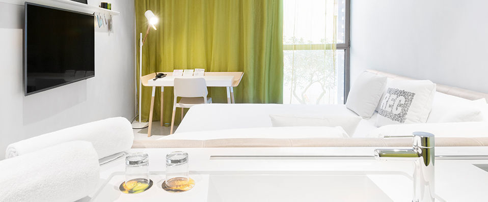 Hotel REC Barcelona - Adults Only! - Explore the cutting edge of Catalonia: Barcelona. - Barcelona, Spain