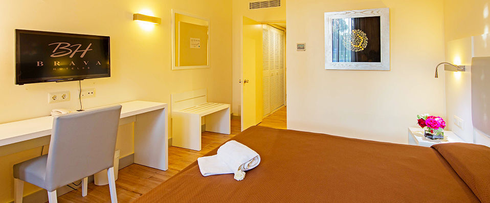 Hôtel Eden Park ★★★★ - Stop off at Eden along the Costa Brava route. - Girona, Spain