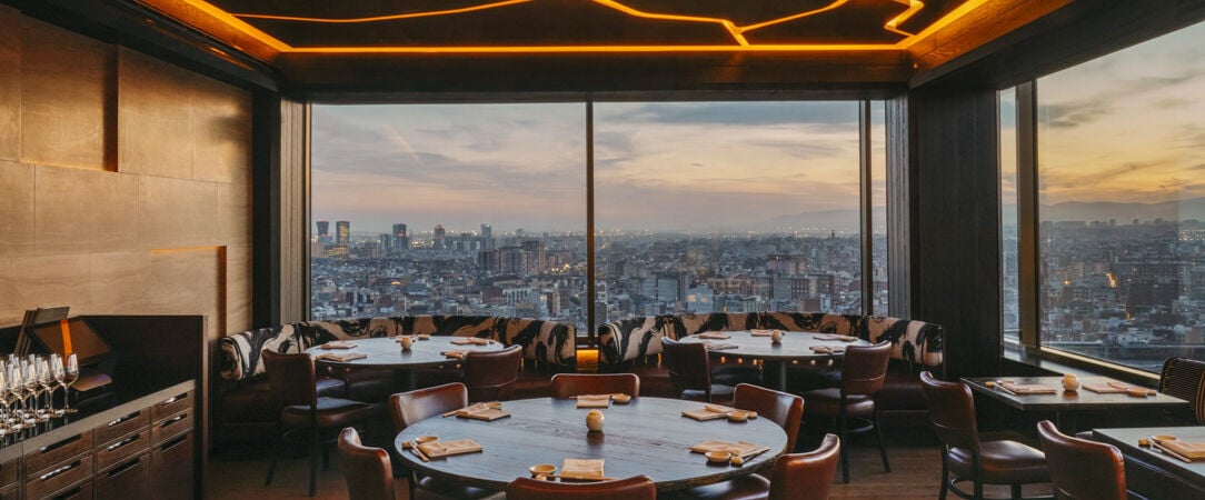 Nobu Hotel Barcelona ★★★★★ - Adresse très élégante, luxe urbain et le plus haut Rooftop de Barcelone entre la gare de Sants et le quartier de l’Eixample. - Barcelone, Espagne