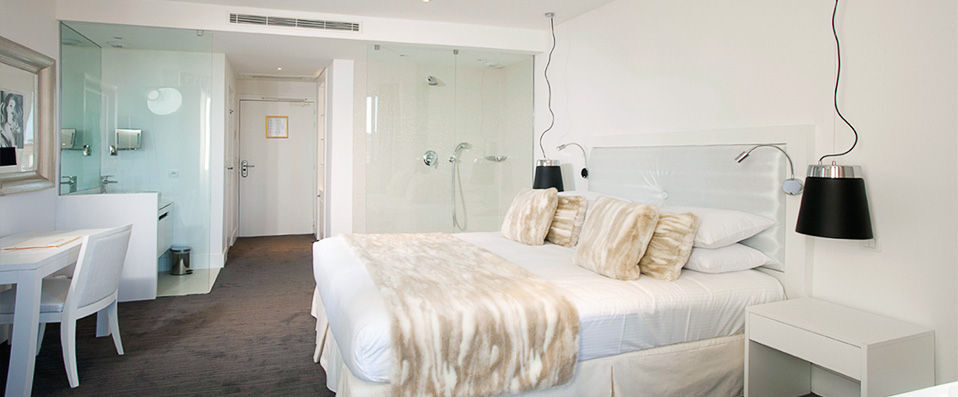 Hôtel Renoir ★★★★ - Last Minute - Last-minute rooms at an exceptional price, in the heart of Cannes! - Cannes, France
