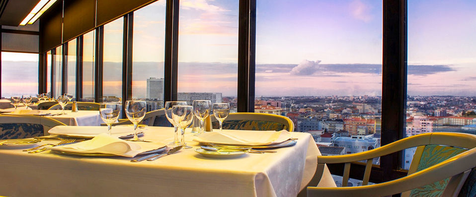 Black Tulip Porto ★★★★ - The very best of Portugal in one dazzling location. - Porto, Portugal