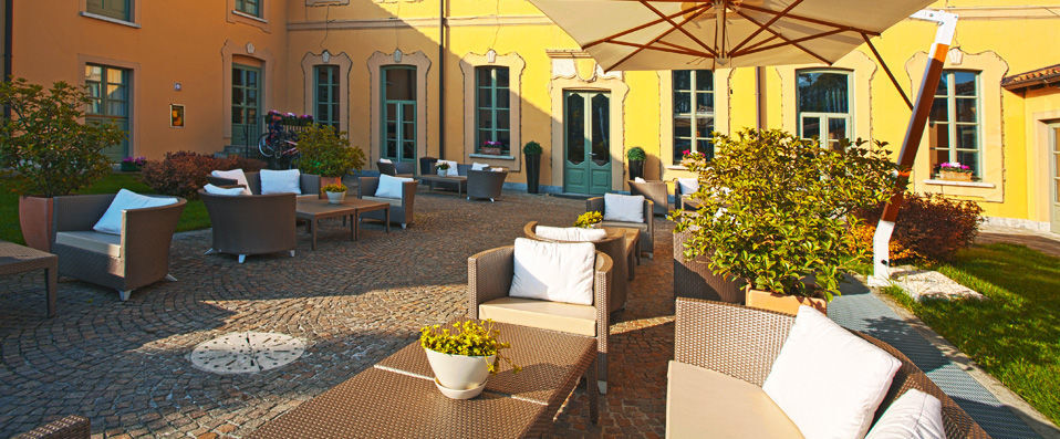 Villa Appiani ★★★★ - This picturesque 18th-century historical manor reigns supreme - Lombardy, Italy