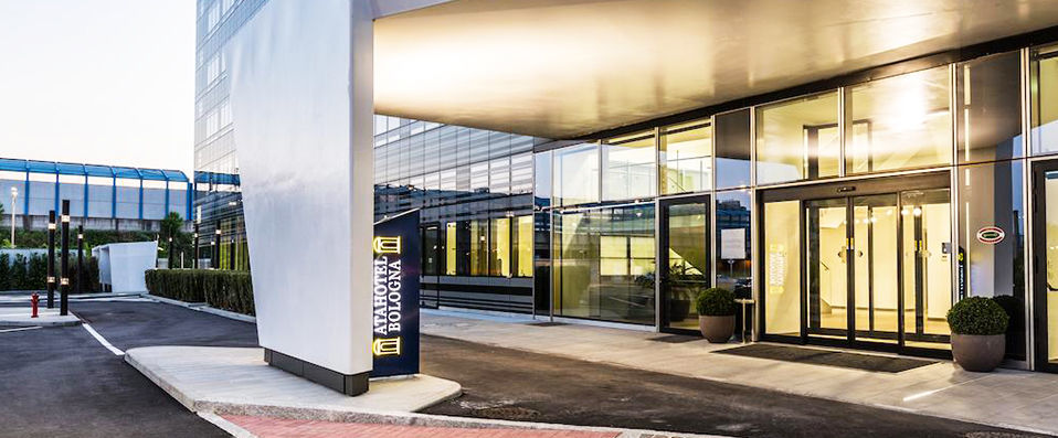 UNAHOTELS San Vitale Bologna ★★★★ - Séjour dans une des plus belles villes d’Italie. - Bologne, Italie