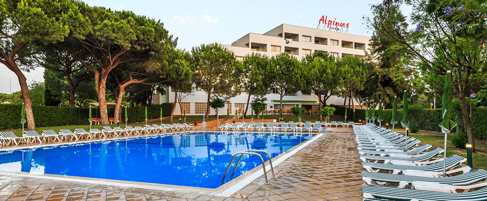 Alpinus Algarve Hotel ★★★★ - Séjour en famille dans la plus belle région du Portugal. - Algarve, Portugal