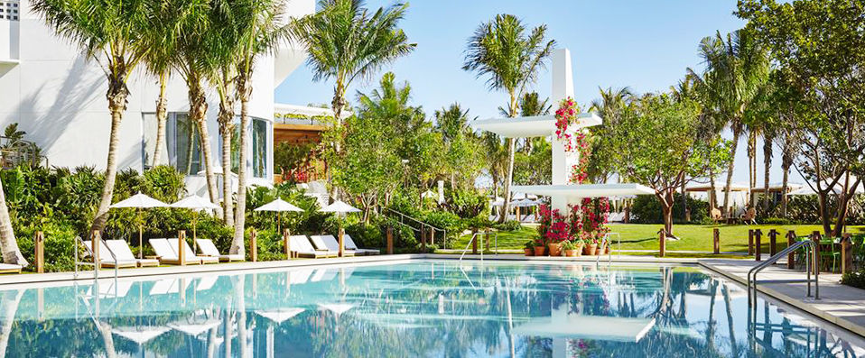 The Miami Beach EDITION ★★★★★ - Fun, upbeat and original luxury in legendary Miami Beach. - Miami, USA