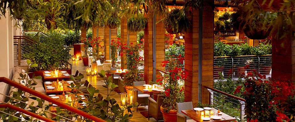 The Miami Beach EDITION ★★★★★ - Fun, upbeat and original luxury in legendary Miami Beach. - Miami, USA