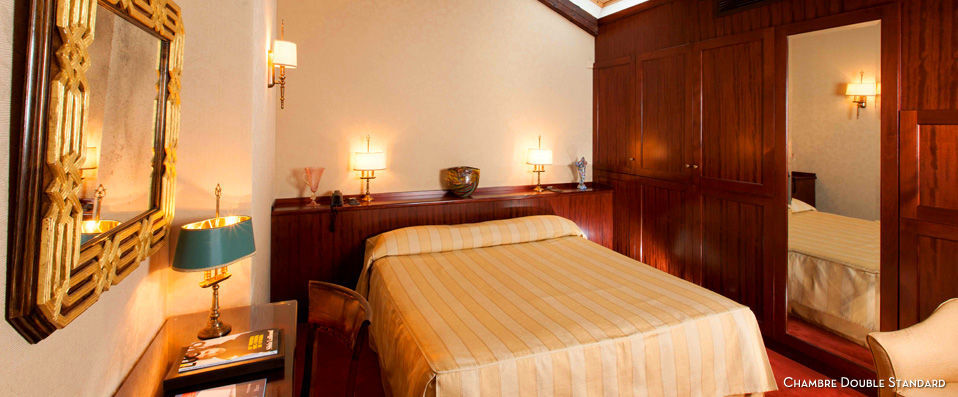 Hotel Palazzo Stern ★★★★S - Dining al fresco while overlooking the Grand Canal in Venice. - Venice, Italy