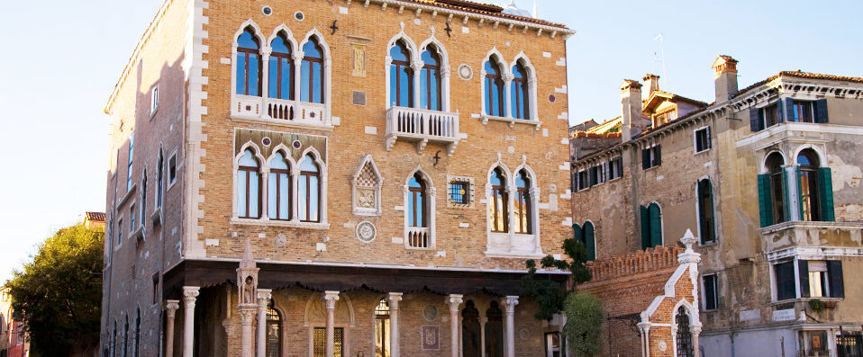 Hotel Palazzo Stern ★★★★S - Dining al fresco while overlooking the Grand Canal in Venice. - Venice, Italy