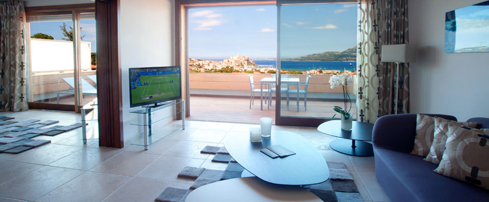 Hôtel La Villa ★★★★★ - Par Olivia Sauzay, correspondante VeryChic - Calvi, France