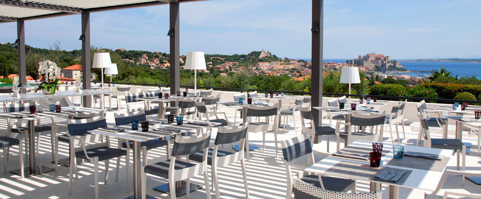 Hôtel La Villa ★★★★★ - Par Olivia Sauzay, correspondante VeryChic - Calvi, France