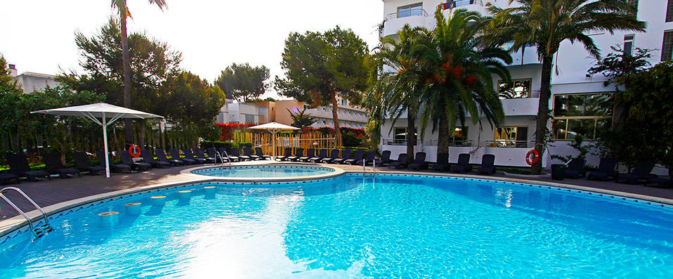 Hotel Pamplona ★★★★ - A relaxing oasis by the beach in vibrant Mallorca. - Palma de Mallorca, Spain