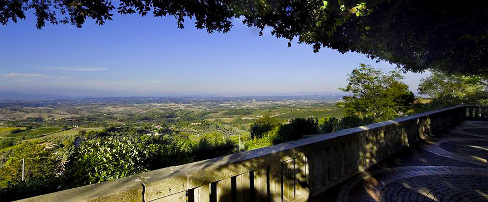 UNAHOTELS Palazzo Mannaioni Toscana ★★★★ - Luxury Italian charm in the breathtaking Tuscan hills outside Florence. - Montaione, Italy