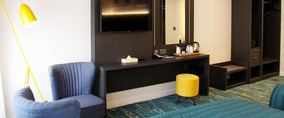 K Hotel Kensington ★★★★ & Croisière sur la Tamise - Parenthèse dans le quartier de Kensington & Croisière sur la Tamise. - Londres, Royaume-Uni