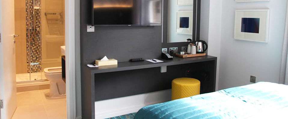 K Hotel Kensington ★★★★ & Croisière sur la Tamise - Parenthèse dans le quartier de Kensington & Croisière sur la Tamise. - Londres, Royaume-Uni