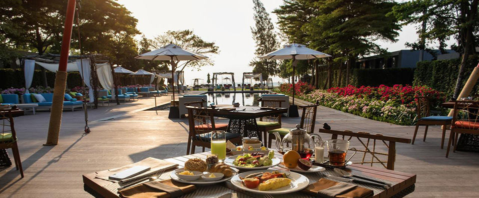 SO/ Sofitel Hua Hin ★★★★★ - Envolée haute en couleur sur la plage de Cha Am. - Hua Hin, Thaïlande