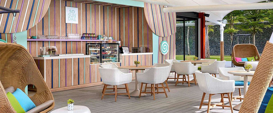 SO/ Sofitel Hua Hin ★★★★★ - Envolée haute en couleur sur la plage de Cha Am. - Hua Hin, Thaïlande