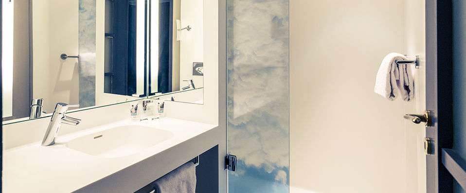 Hôtel de Bourbon Mercure Bourges ★★★★ - Calming and relaxing retreat in a charming former abbey. - Bourges, France