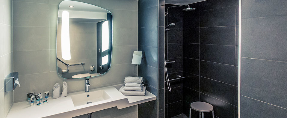 Hôtel de Bourbon Mercure Bourges ★★★★ - Calming and relaxing retreat in a charming former abbey. - Bourges, France