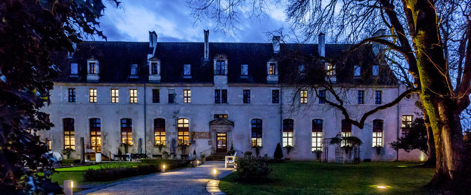 Hôtel de Bourbon Mercure Bourges ★★★★ - Calming and relaxing retreat in a charming former abbey. - Bourges, France