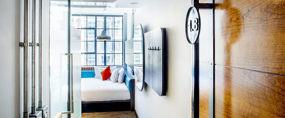 New Road Hotel ★★★★ - A former textile factory, turned cutting-edge, charming boutique hotel. - London, United Kingdom