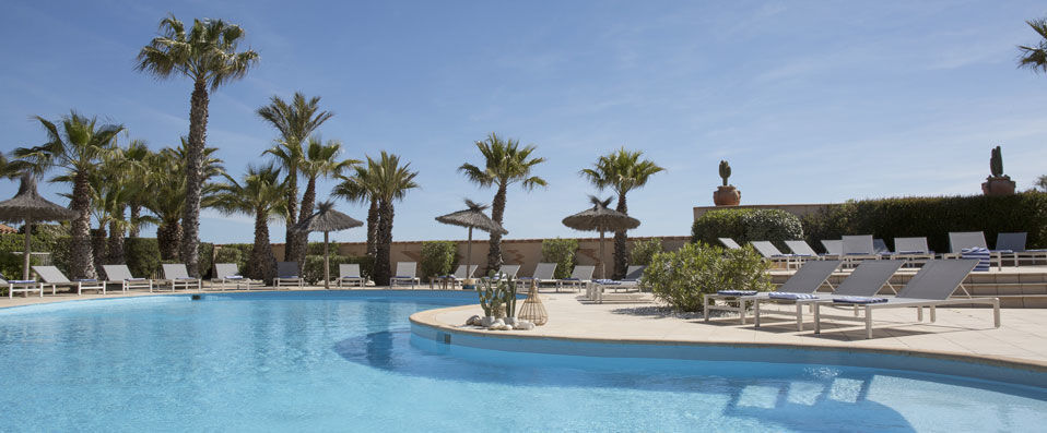 Les Bulles de Mer - Hôtel Spa sur la Lagune - Beautiful beach front hotel on France's Mediterranean coast - Saint-Cyprien, France