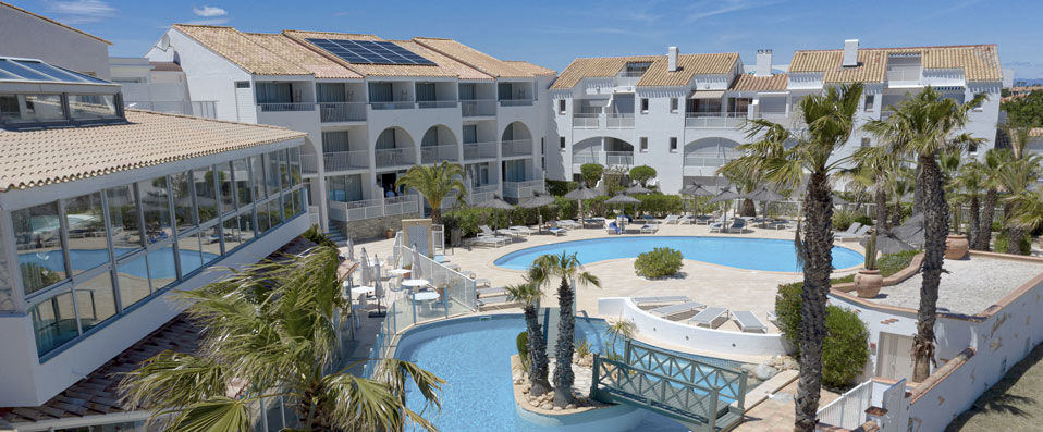 Les Bulles de Mer - Hôtel Spa sur la Lagune - Beautiful beach front hotel on France's Mediterranean coast - Saint-Cyprien, France