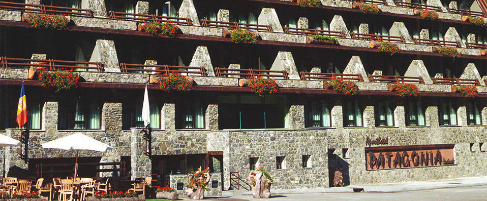 YOMO Patagonia Hotel ★★★★ - A luxury mountain retreat to the tumbling valleys of Andorra. - Arinsal, Andorra