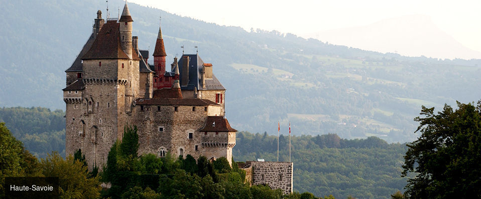 La Croix de Savoie & Spa ★★★★ - Une maison de famille au cœur des Alpes, entre gastronomie, nature et sérénité. - Haute-Savoie, France