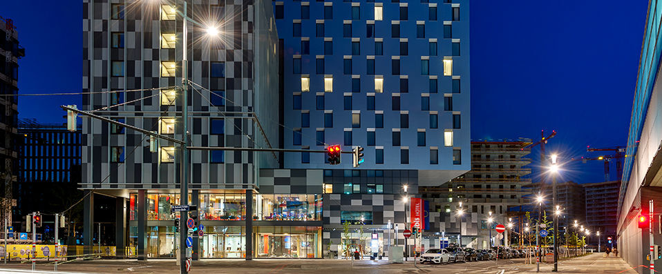 Novotel Wien Hauptbahnhof ★★★★ - A contemporary stay in the cultural streets of Vienna - Vienna, Austria