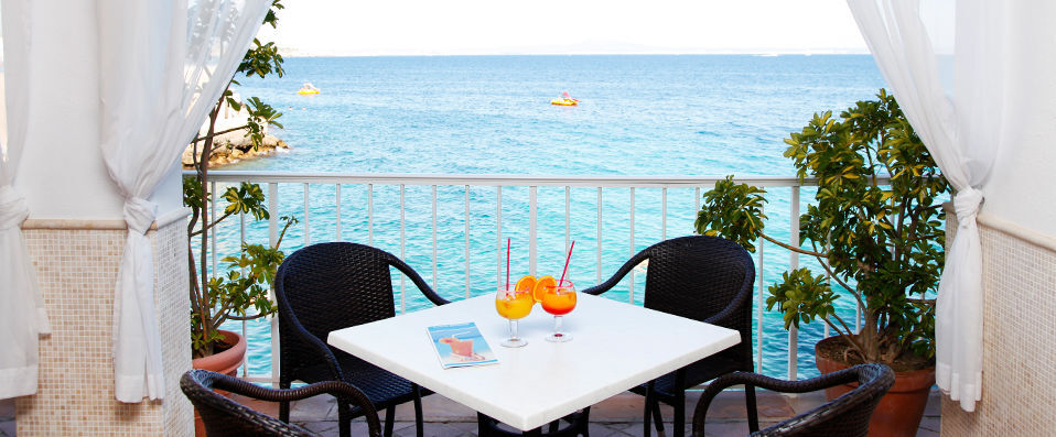 Hotel Roc Illetas ★★★★ - Beachfront beauty in one of Mallorca’s quaintest calas. <b>Half board included !</b> - Mallorca, Spain