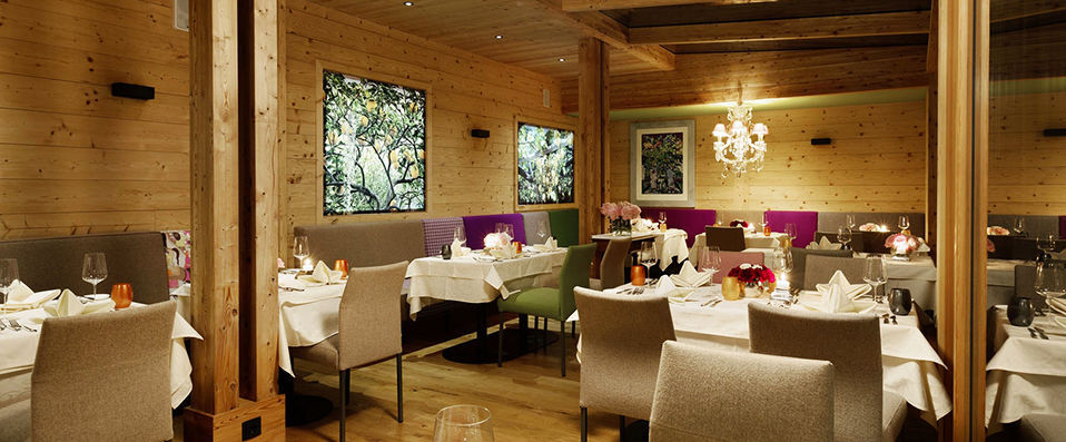 Das Posthotel ★★★★ - Un hôtel aux allures de chalet au beau milieu des montagnes du Tyrol. - Innsbruck, Autriche