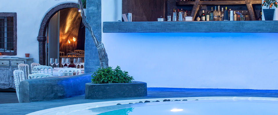 Andronis Boutique Hotel ★★★★★ - Cliff-top luxury overlooking one of Greece’s most famous vistas. - Santorini, Greece