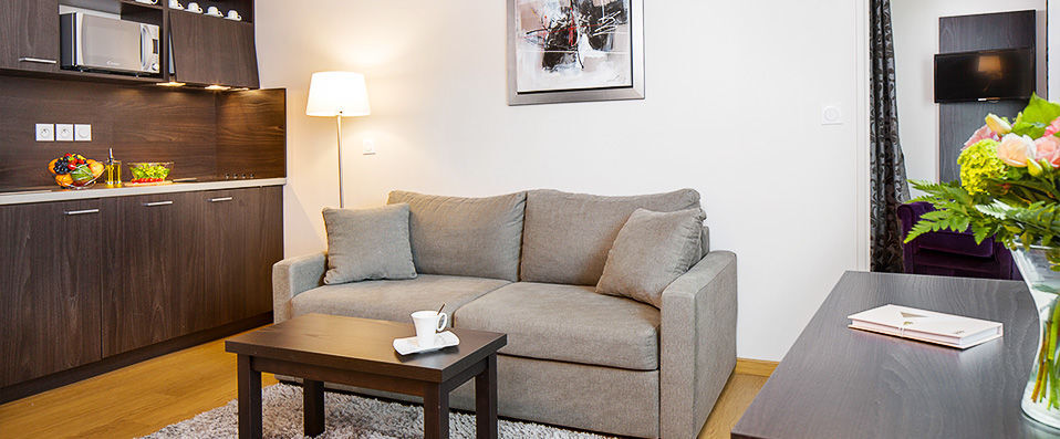 Seven Urban Suites Nantes Centre ★★★★ - Last Minute - Your new home-away-from-home in the heart of Nantes. - Nantes, France