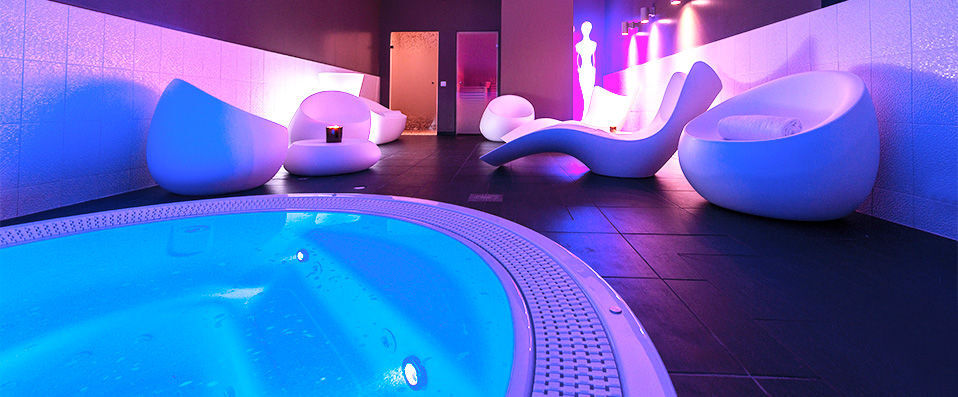 Seven Urban Suites Nantes Centre ★★★★ - Dernière minute - Votre nouveau chez-vous au cœur de Nantes. - Nantes, France