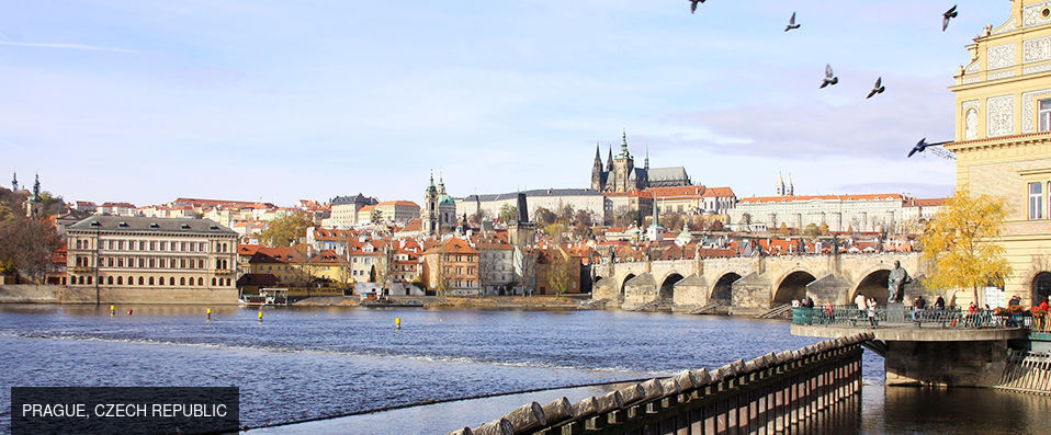 MOODs Charles Bridge ★★★★ - An elegant and contemporary stay in the heart of Prague’s Old Town - Prague, Czech Republic