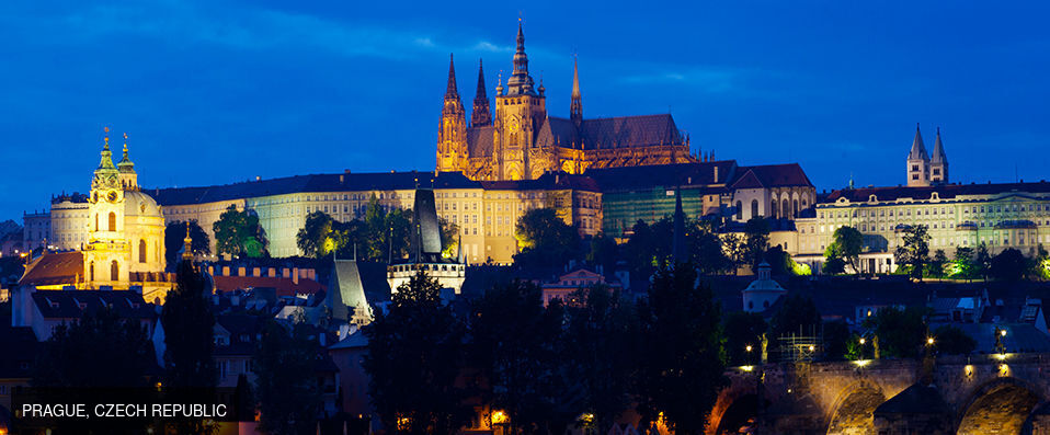 MOODs Charles Bridge ★★★★ - An elegant and contemporary stay in the heart of Prague’s Old Town - Prague, Czech Republic