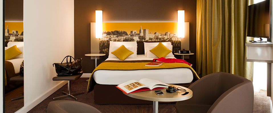 Mercure Avignon Centre Palais des Papes ★★★★ - Last Minute - Warm and welcoming hotel in the ancient Papal City. - Avignon, France