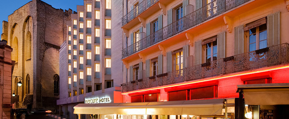 Mercure Avignon Centre Palais des Papes ★★★★ - Last Minute - Warm and welcoming hotel in the ancient Papal City. - Avignon, France
