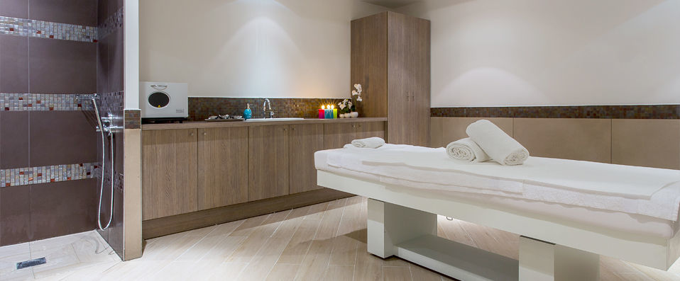 Vichy Thermalia Spa Hôtel ★★★★ - A real spa-lovers paradise for the most indulgent of us all. - Montpellier, France