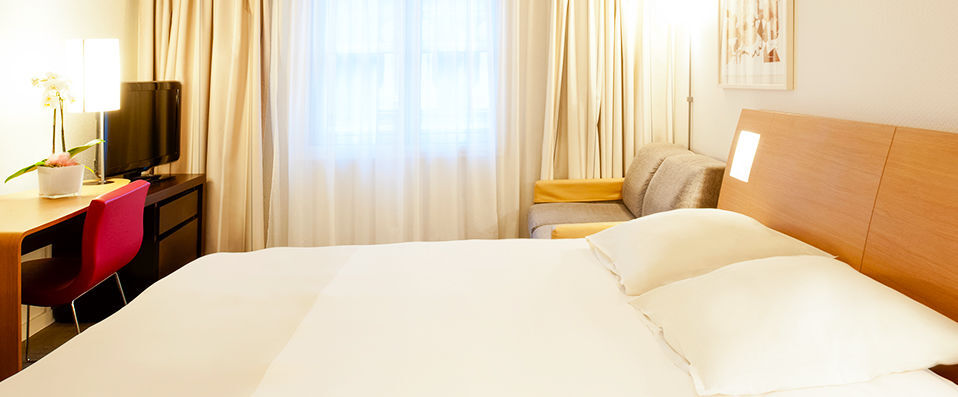 Novotel Lille Centre Grand Place ★★★★ - Last Minute - The perfect place to explore the treasures of Lille. - Lille, France