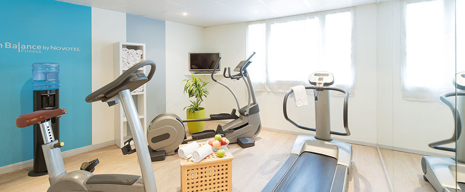 Novotel Suites Clermont-Ferrand Polydôme ★★★★ - Last Minute - Ideally situated in the centre of Clermont-Ferrand. - Clermont-Ferrand, France