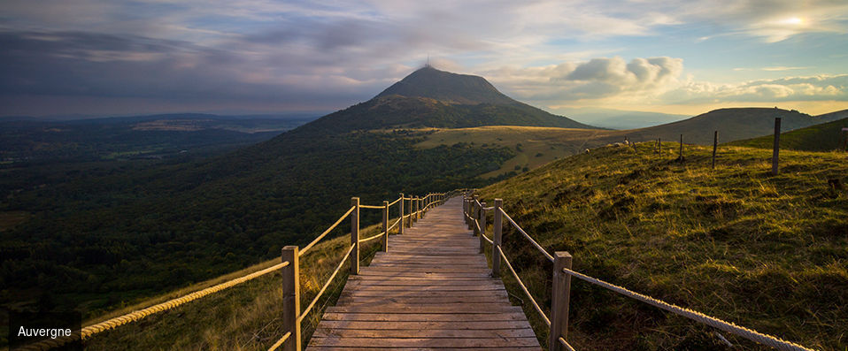 Novotel Suites Clermont-Ferrand Polydôme ★★★★ - Dernière minute - Idéalement situé au centre de Clermont-Ferrand. - Clermont-Ferrand, France