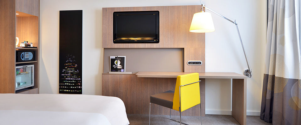 Novotel Clermont-Ferrand ★★★★ - Last Minute - Soak up the sunshine close to Clermont-Ferrand Auvergne Airport. - Clermont-Ferrand, France