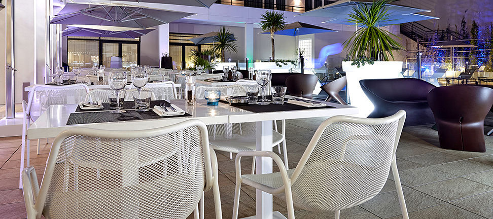 Novotel Avignon Centre ★★★★ - Last Minute - Sophisticated elegance in the heart of Avignon. - Avignon, France