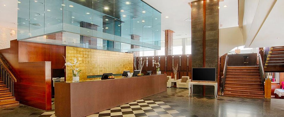 NH Firenze ★★★★ - Modern hotel with panoramic views of Florence - Florence, Italy