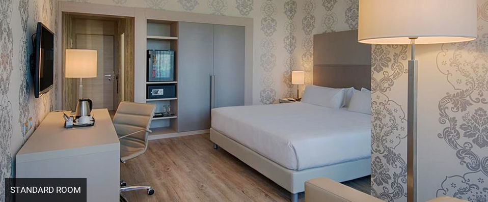 NH Firenze ★★★★ - Modern hotel with panoramic views of Florence - Florence, Italy