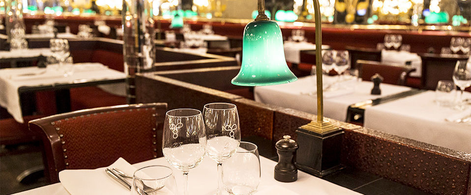 Hôtel Thoumieux ★★★★ - A central Paris hotel full of contradictions - Paris, France
