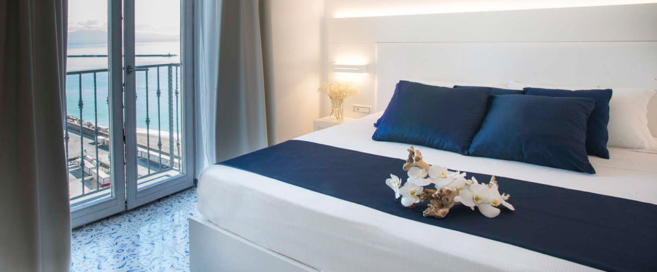 Lloyd's Baia Hotel ★★★★ - Go through the gateway to paradise, at an idyllic Amalfi hotel - Amalfi Coast, Italy